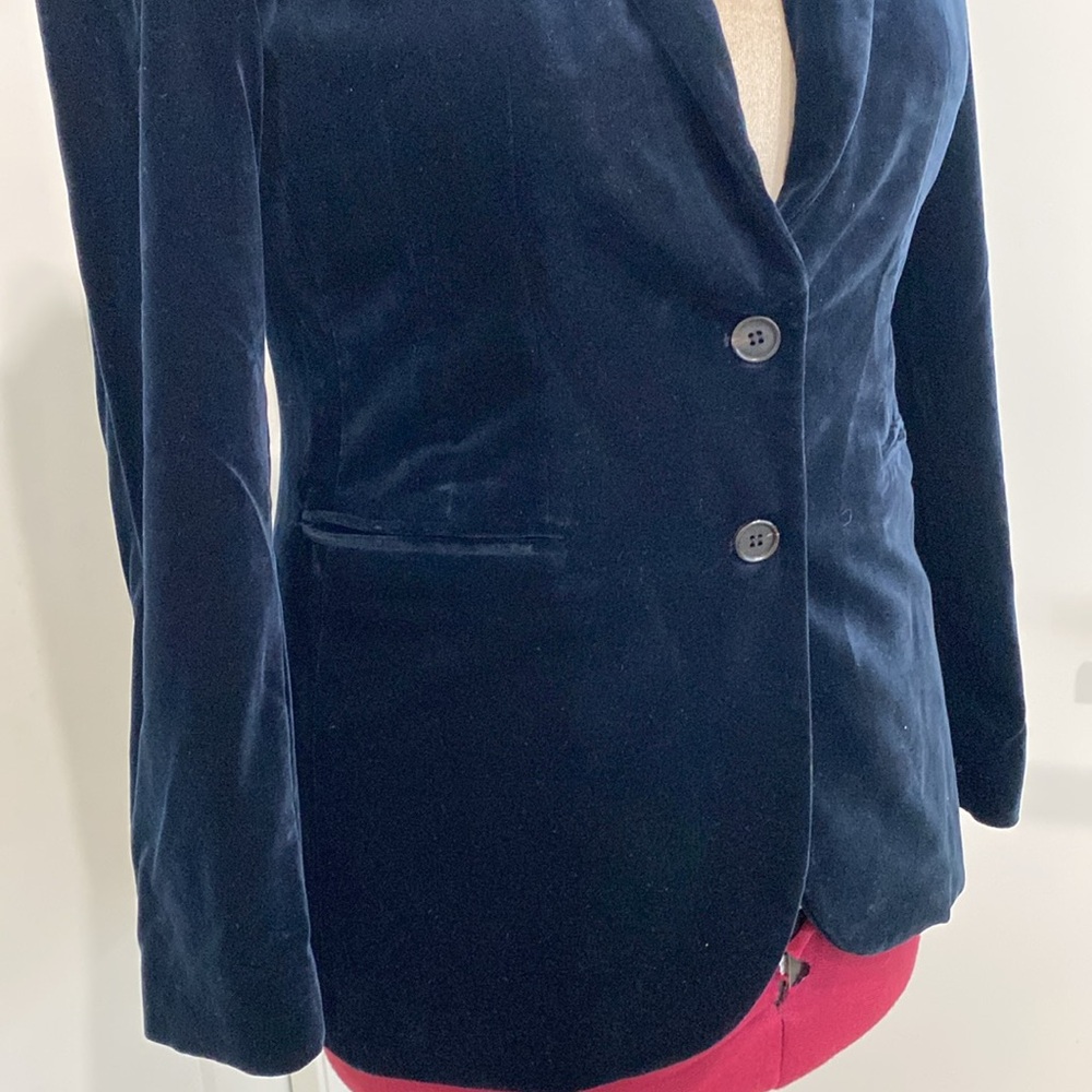 Deep Oxford Blue Velvet Tailored Blazer by Goop | Size 8 - Picture 5 of 13